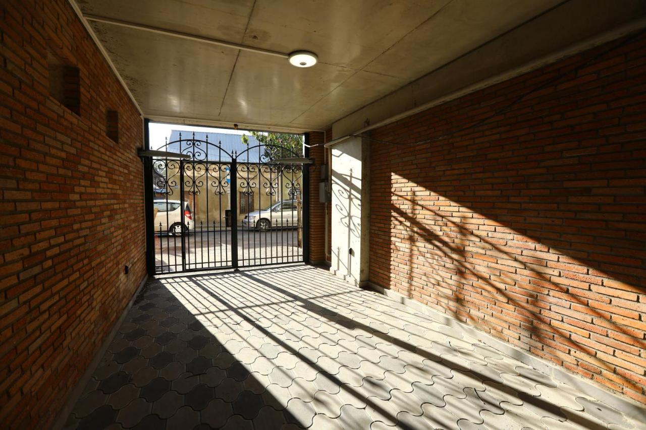 Апартаменты Brick House II Тбилиси Экстерьер фото